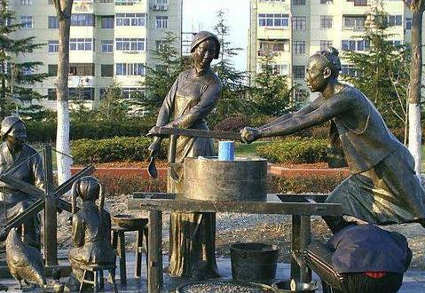 北京雕塑廠告訴你如何選擇雕塑廠家！